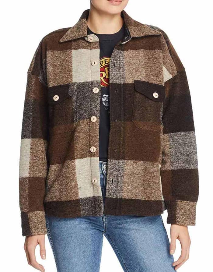Holidate Sloane Emma Roberts Jacket
